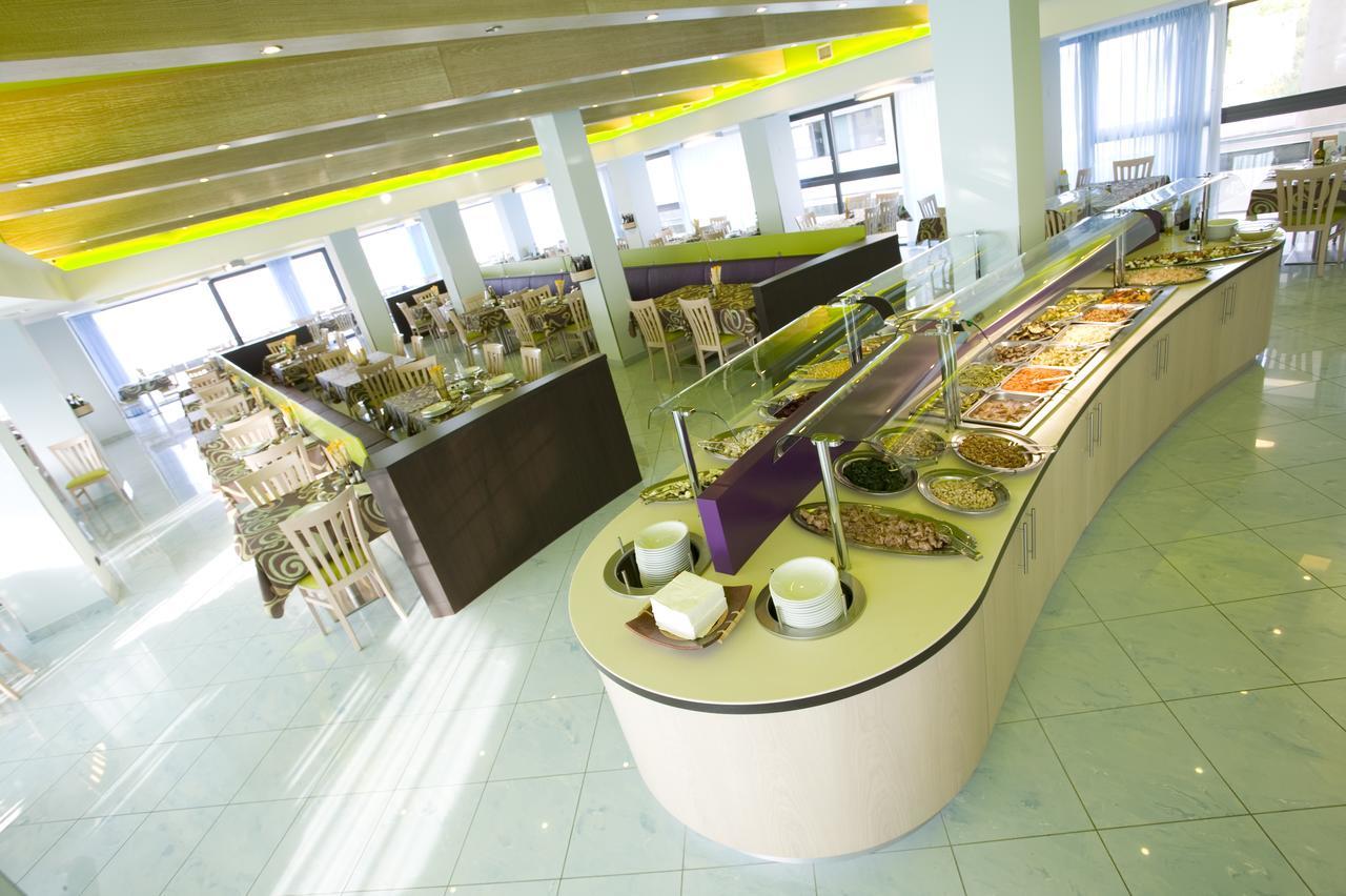 Hotel Semprini 벨레지아아지마리나 외부 사진